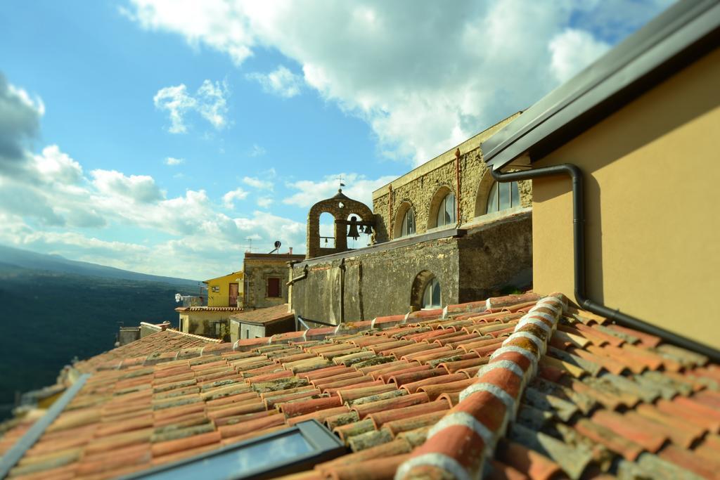 Cento Tari' Guest House Castiglione De Sicilia Eksteriør bilde