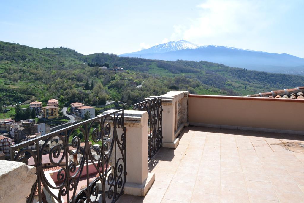 Cento Tari' Guest House Castiglione De Sicilia Eksteriør bilde