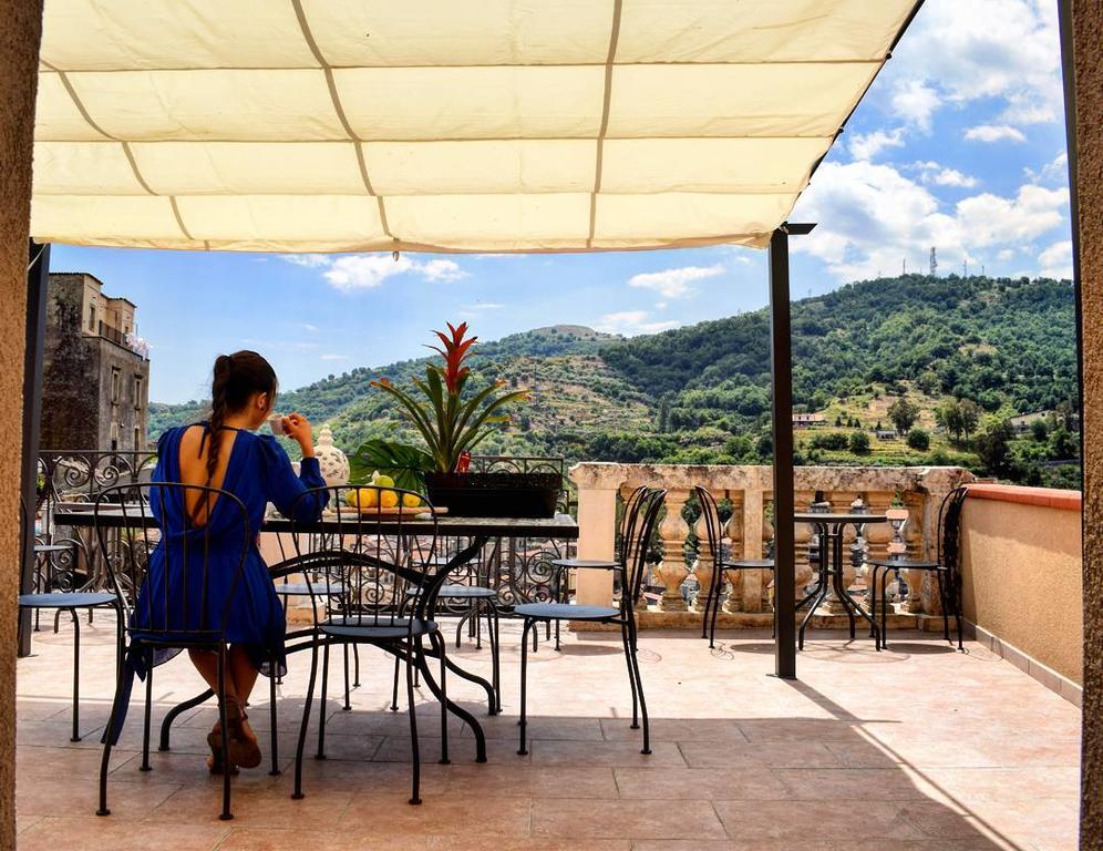 Cento Tari' Guest House Castiglione De Sicilia Eksteriør bilde